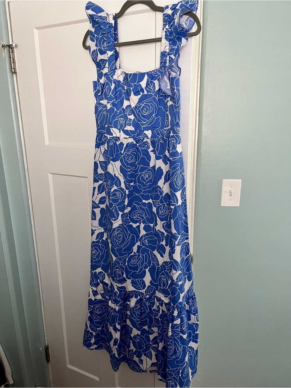 London Times Blue and White Floral Maxi Dress